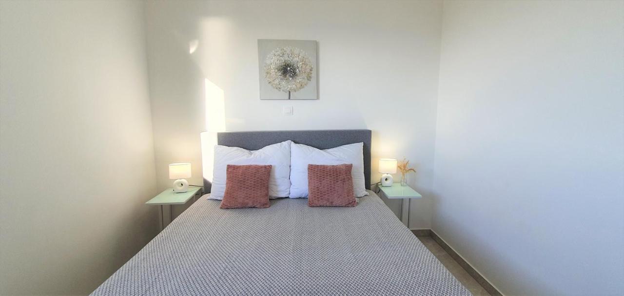 Seahorse Luxury Apartment With Pool And Sea View 노바야 외부 사진