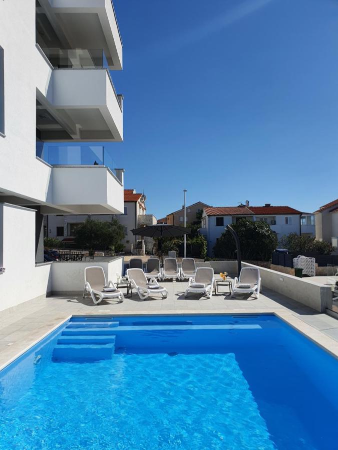 Seahorse Luxury Apartment With Pool And Sea View 노바야 외부 사진
