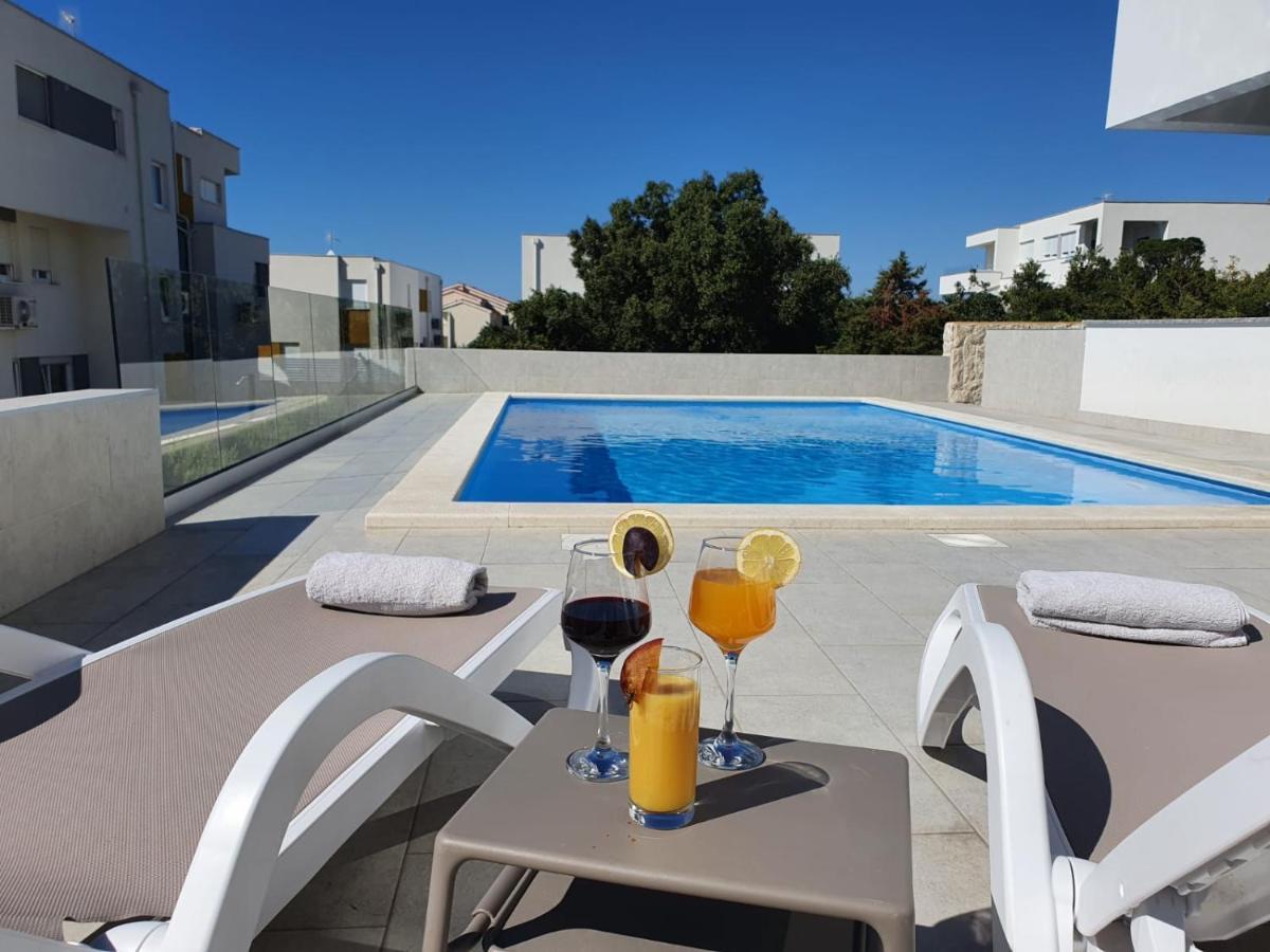 Seahorse Luxury Apartment With Pool And Sea View 노바야 외부 사진