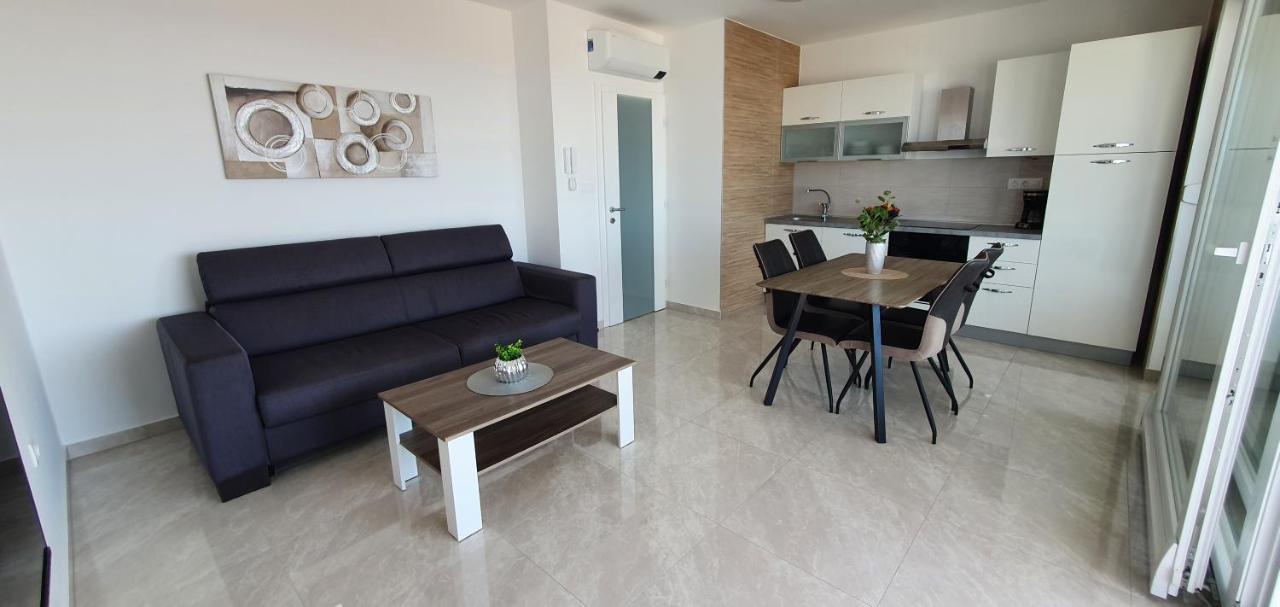 Seahorse Luxury Apartment With Pool And Sea View 노바야 외부 사진